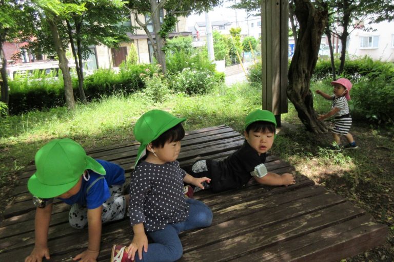 木陰で休憩修正